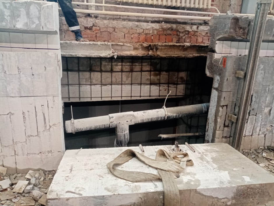 Алмазная резка бетона стенорезной машиной