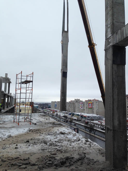 Канатная резка бетона